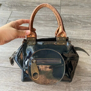 Regina  Black Patent Leather Handbag Made in Italy